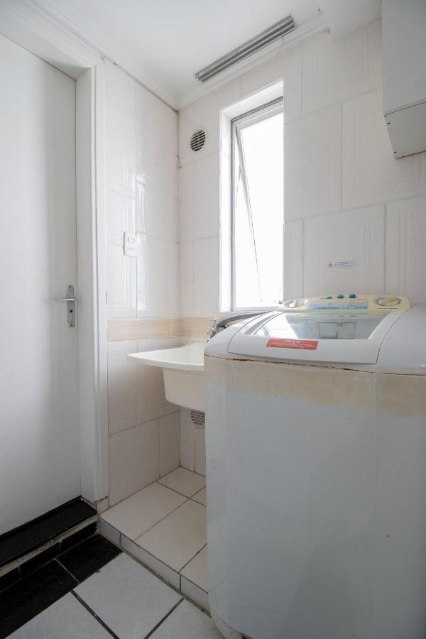 Ferienwohnung Clr81 - Calcadao, 1 Dorm Climatizado, Garagem Balneário Camboriú Exterior foto